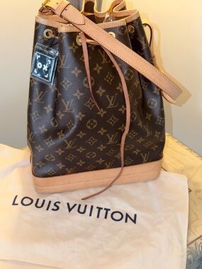 Louis Vuitton Monogram Noé Bucket Bag in Brown and Tan